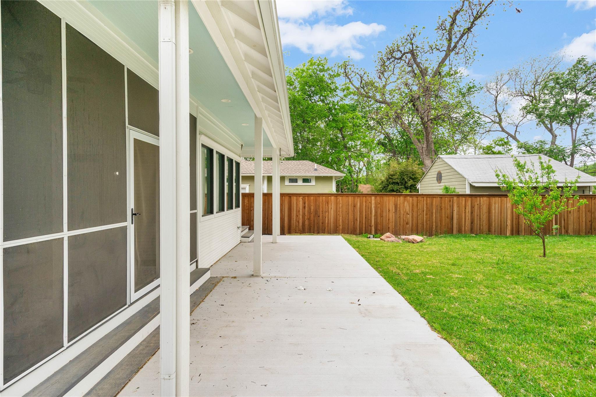 main property photo 36