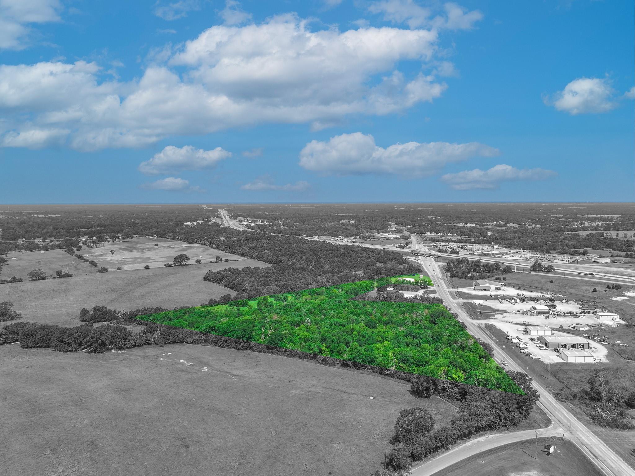 main property photo 10