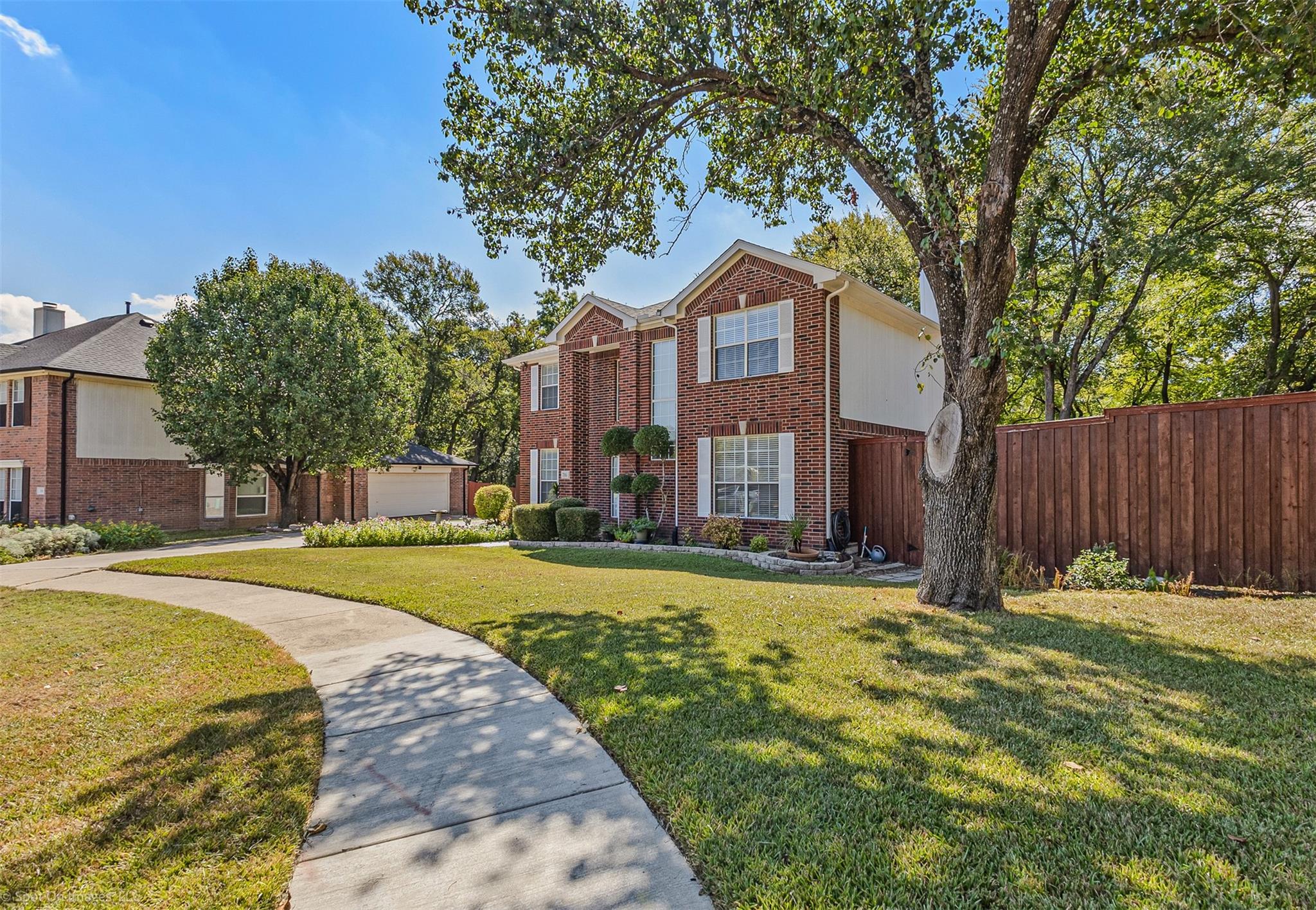 main property photo 20