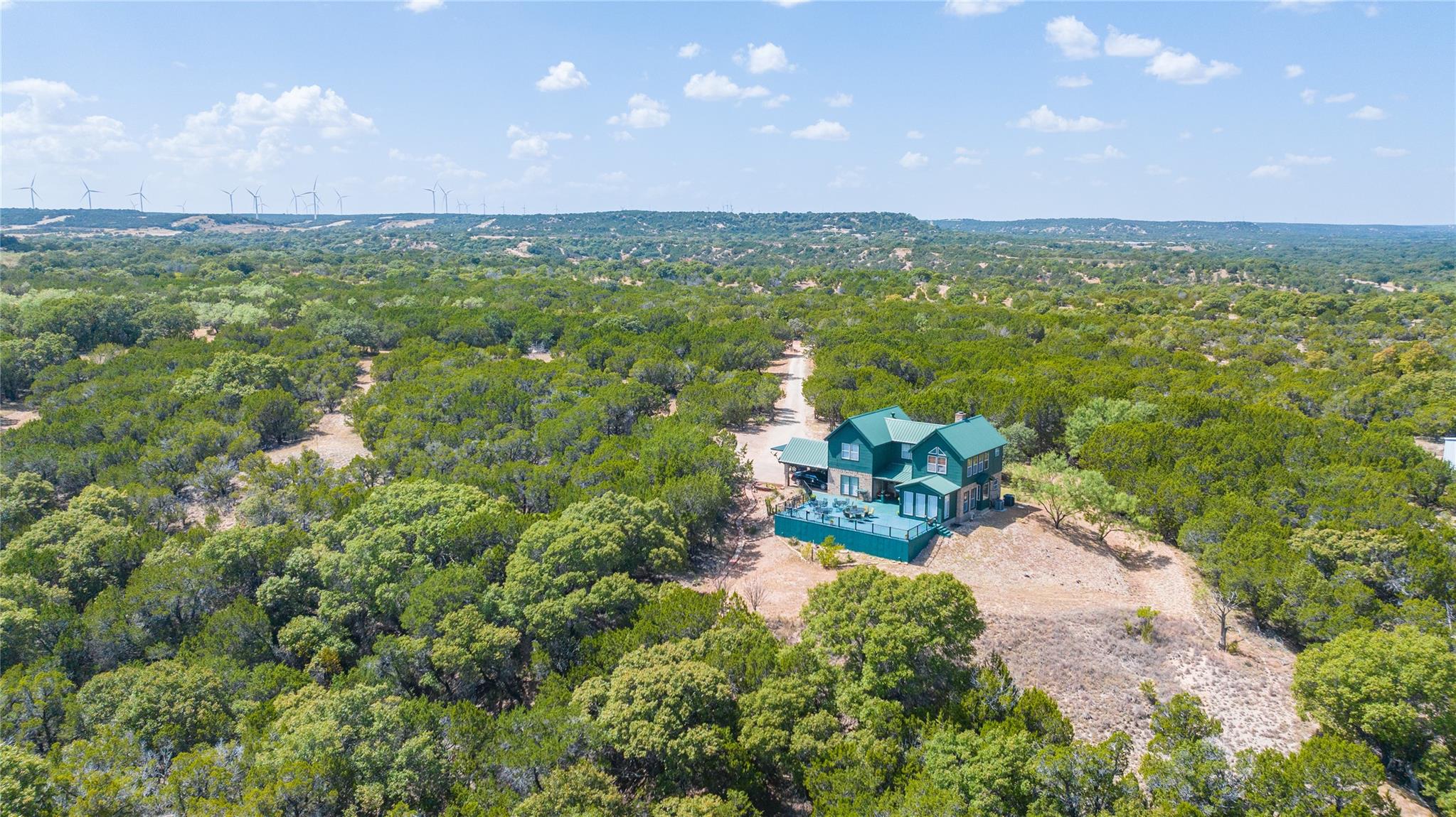 main property photo 28