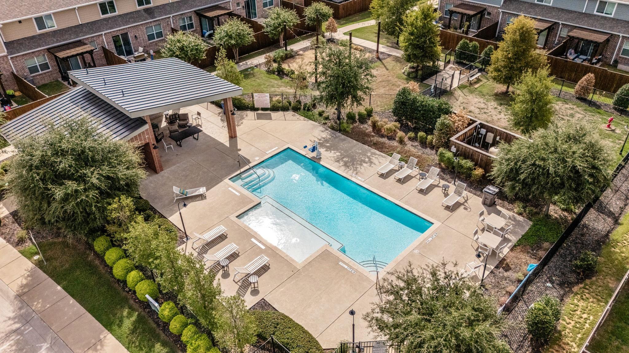 main property photo 26