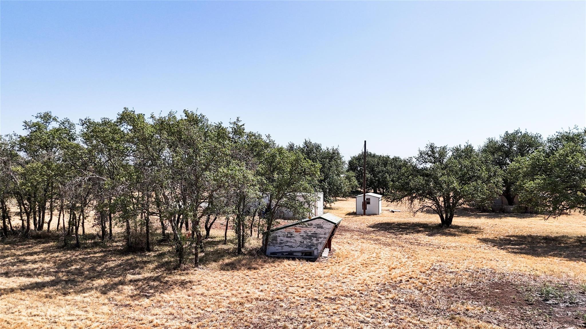 main property photo 33