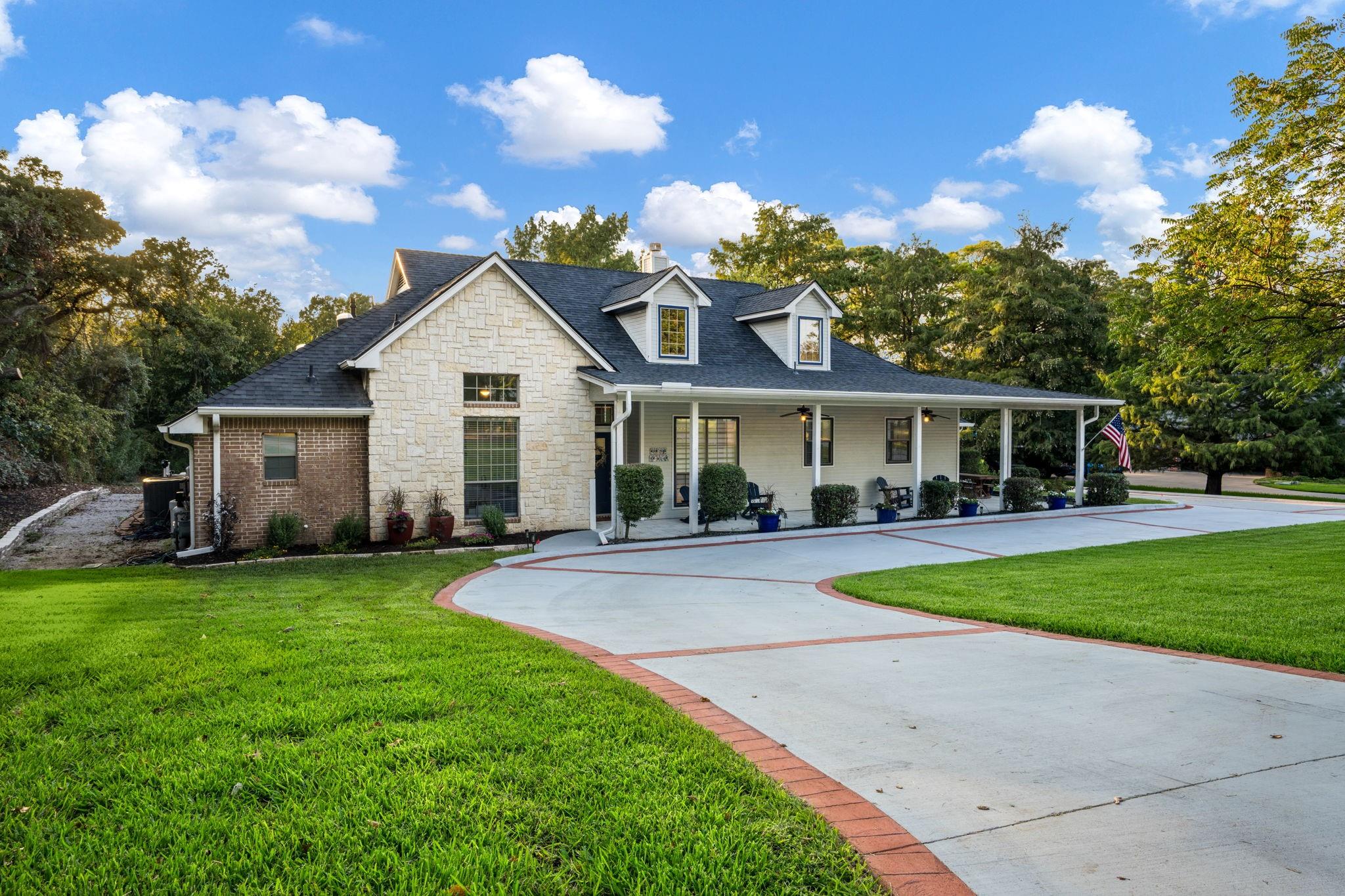 main property photo 31