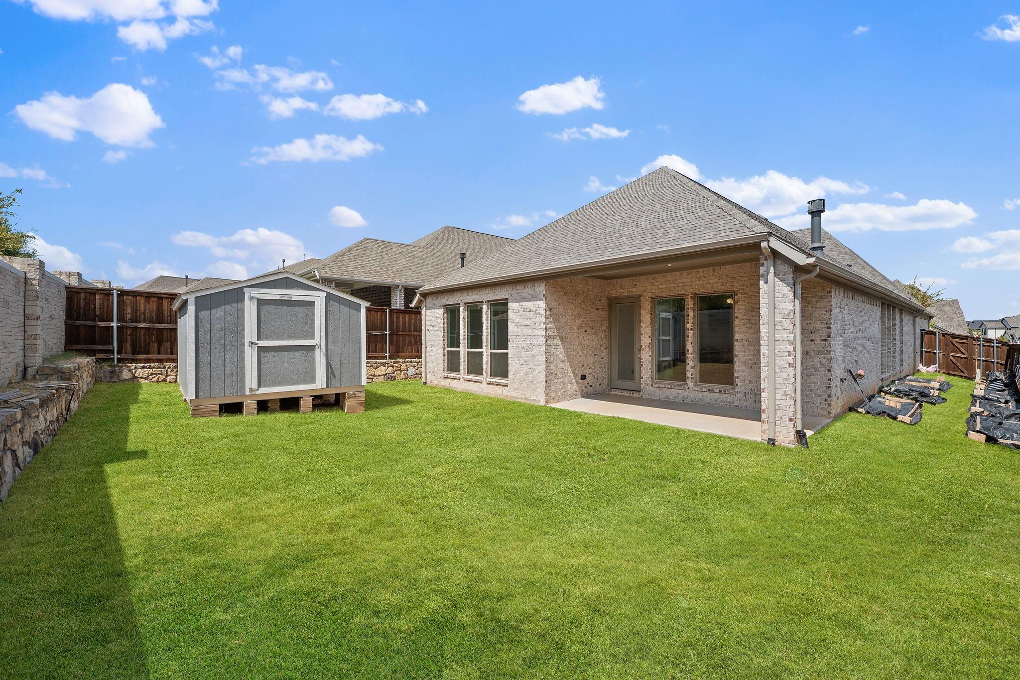 main property photo 25