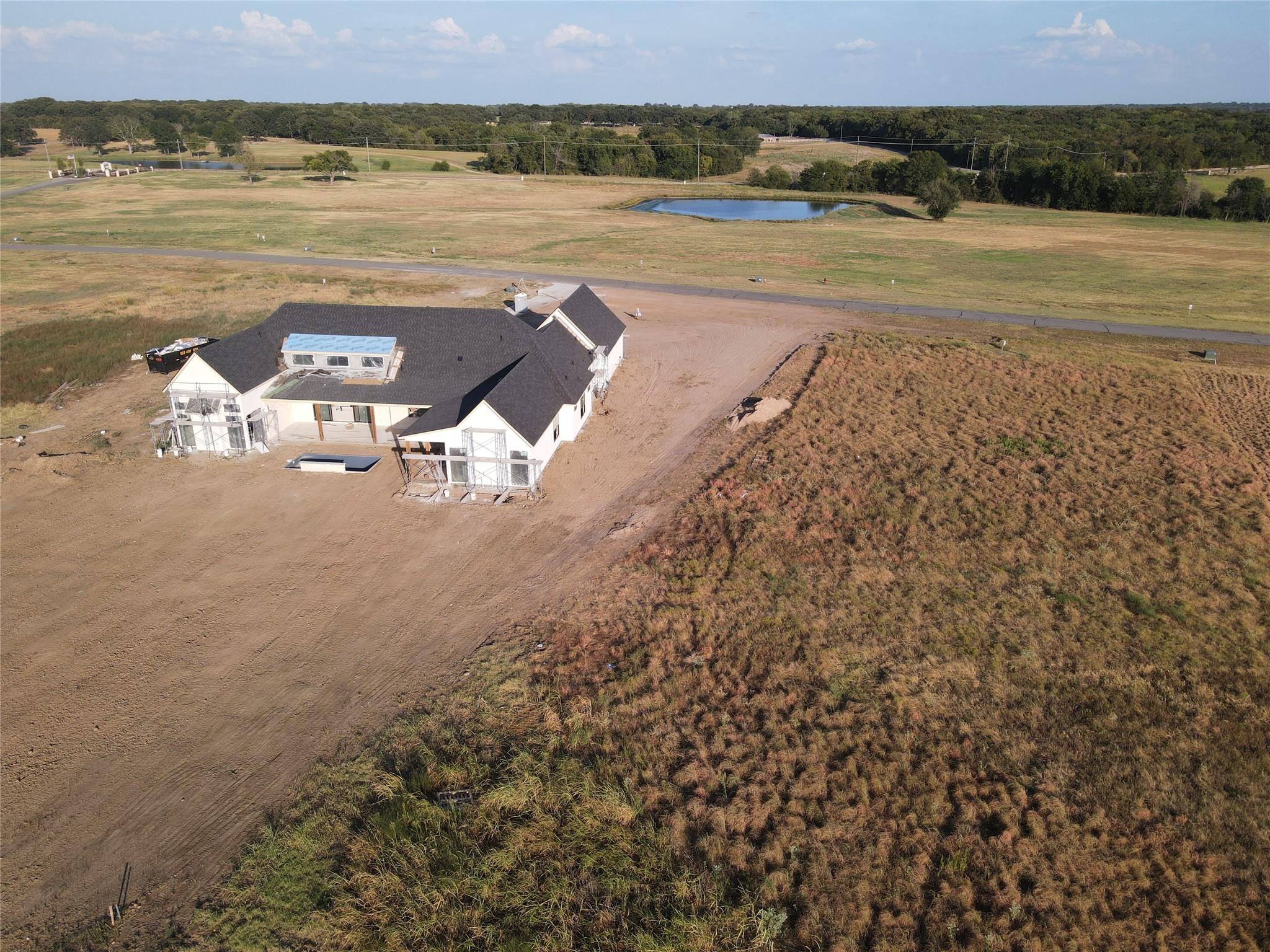 main property photo 15