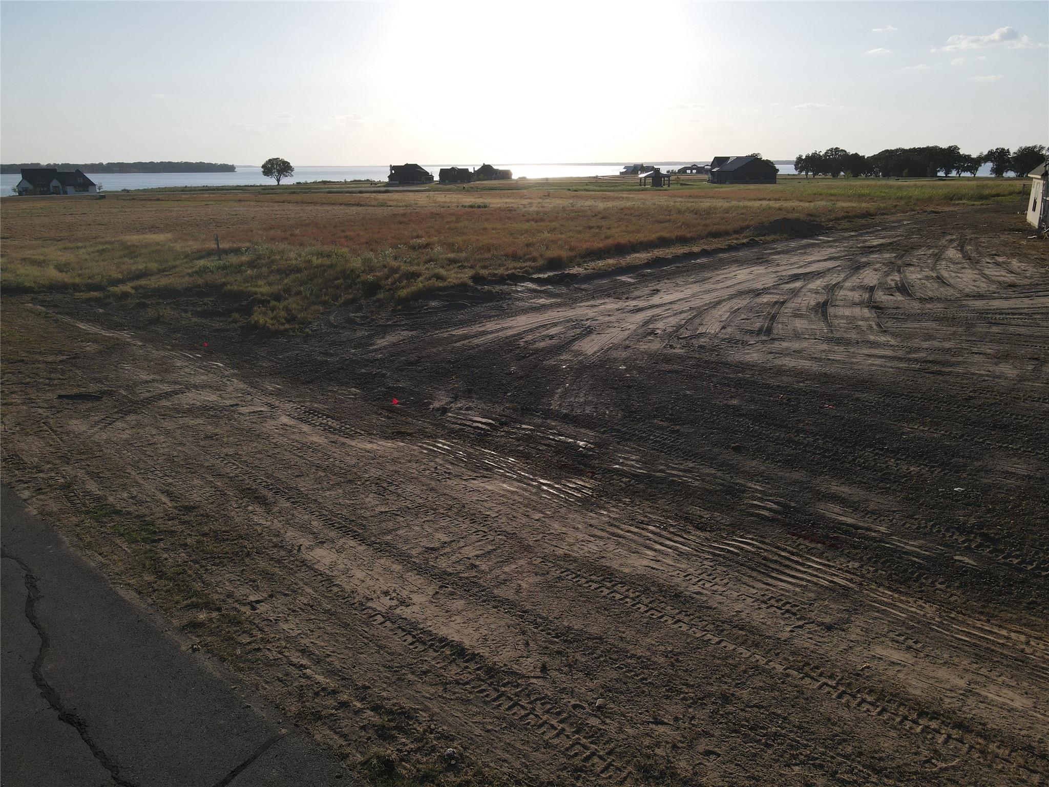 main property photo 16
