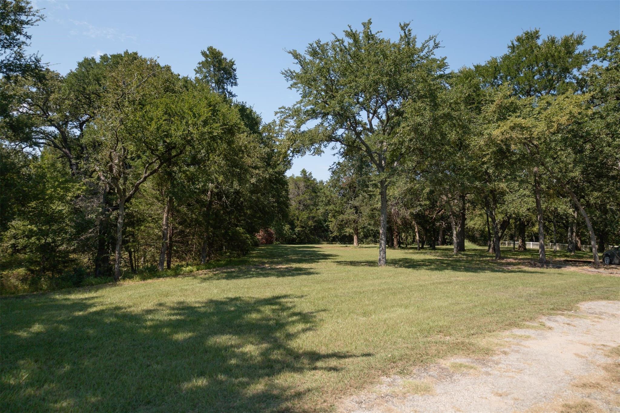 main property photo 38