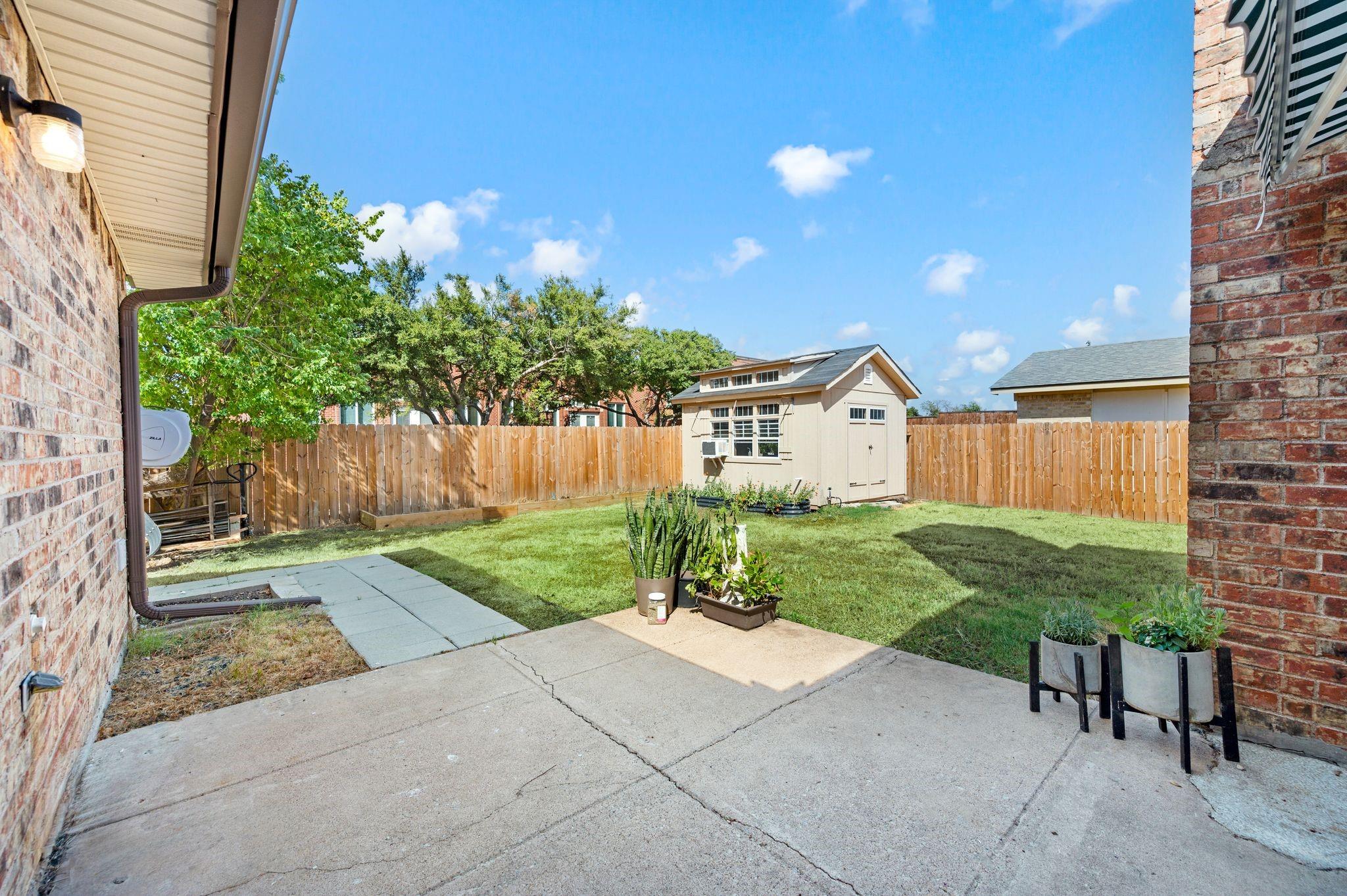 main property photo 30
