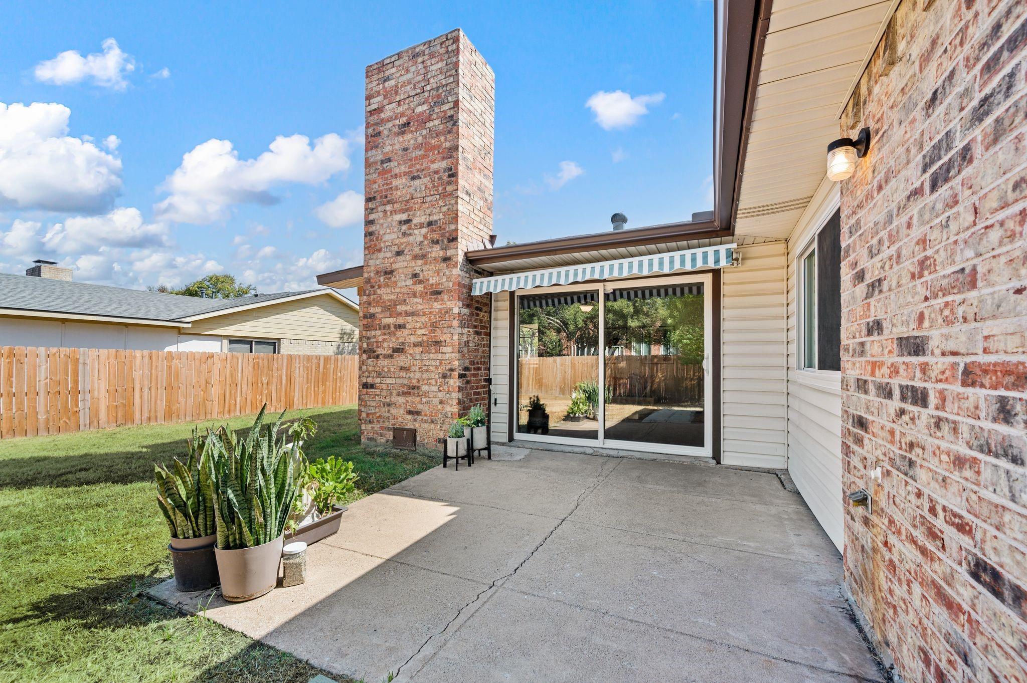main property photo 31