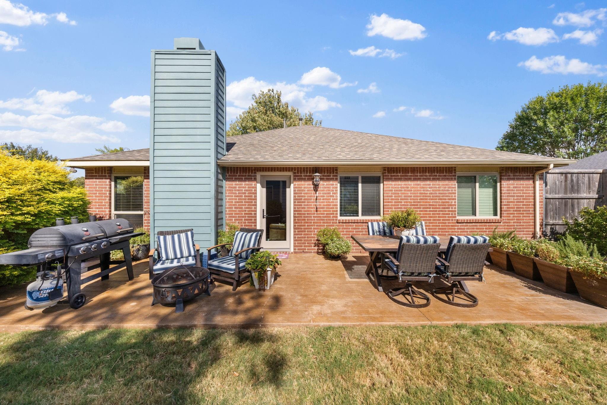 main property photo 26