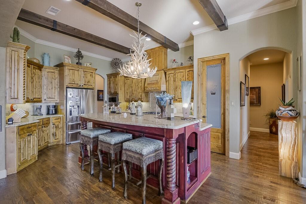 main property photo 15
