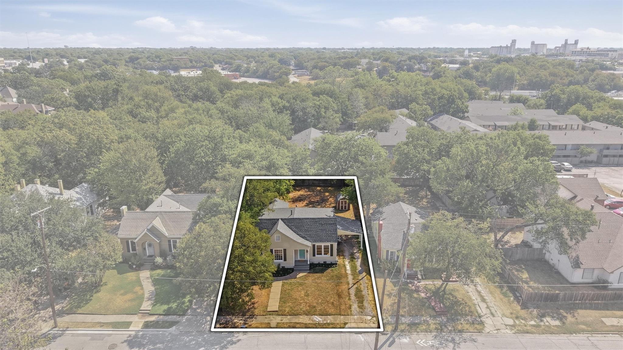 main property photo 38