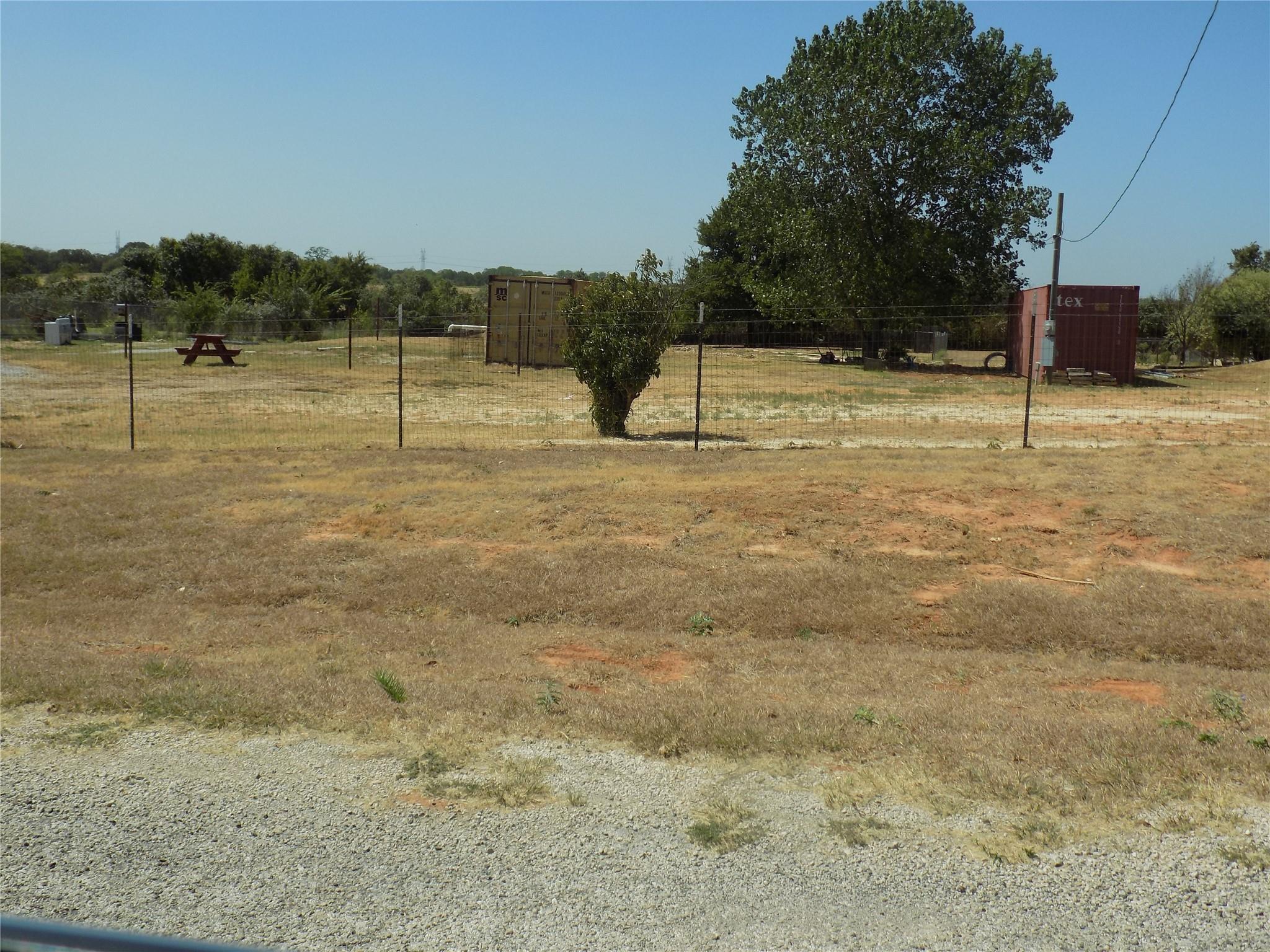 main property photo 24