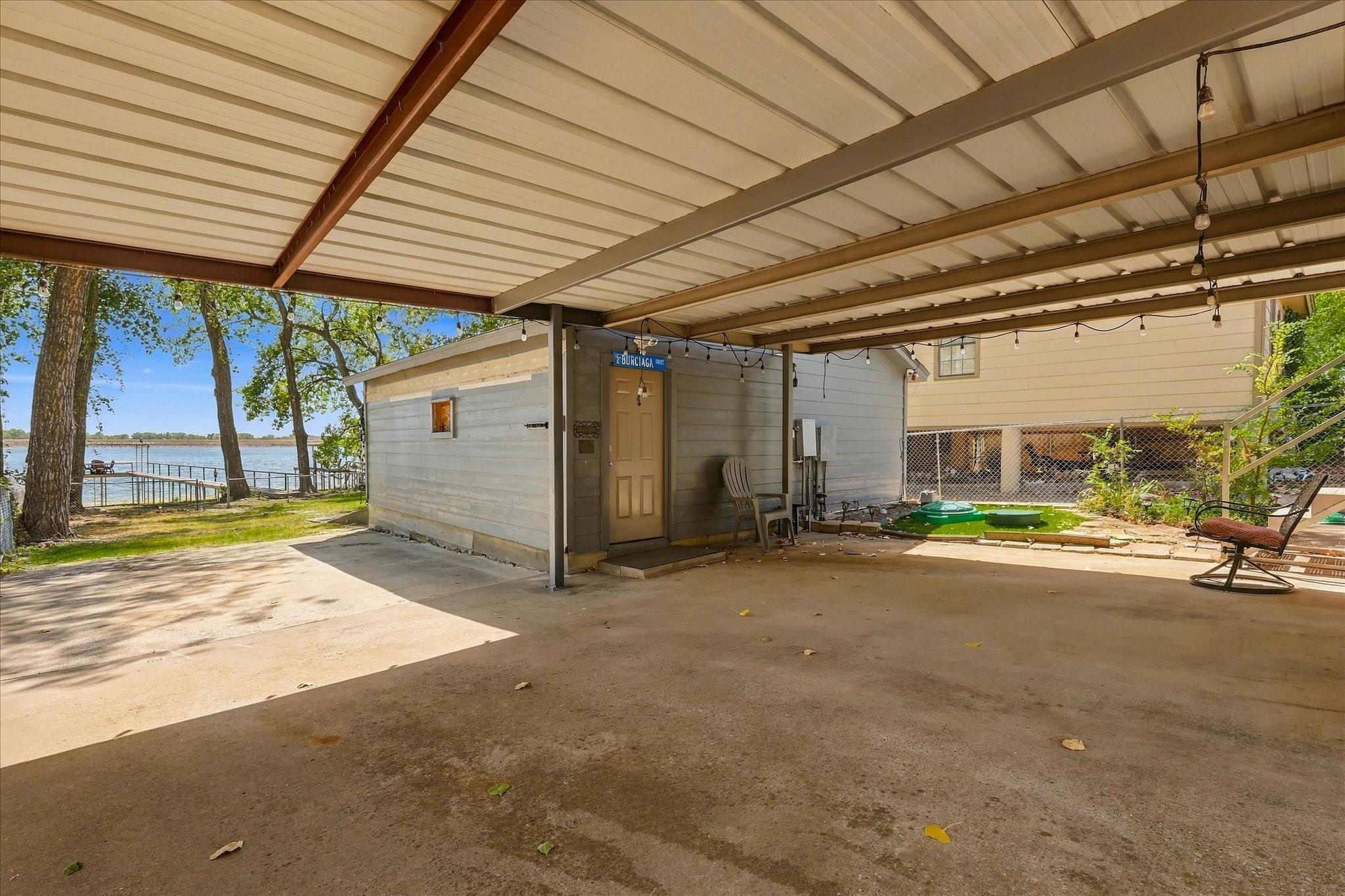 main property photo 25