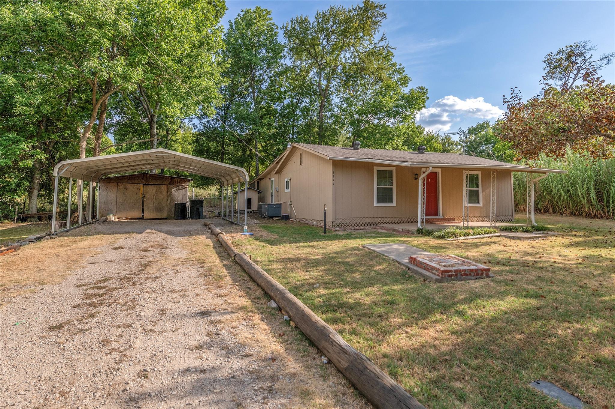 main property photo 20