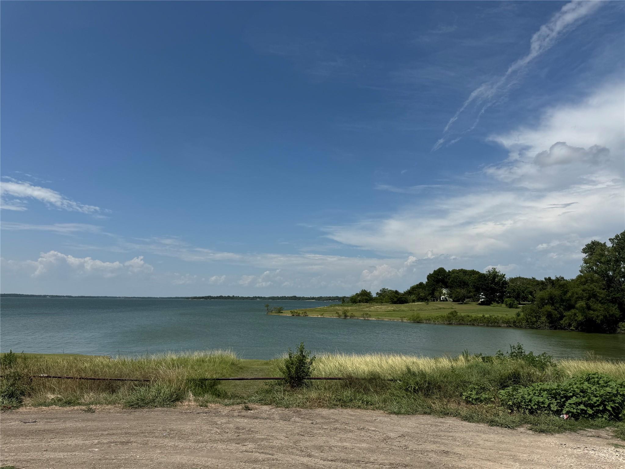 main property photo 39