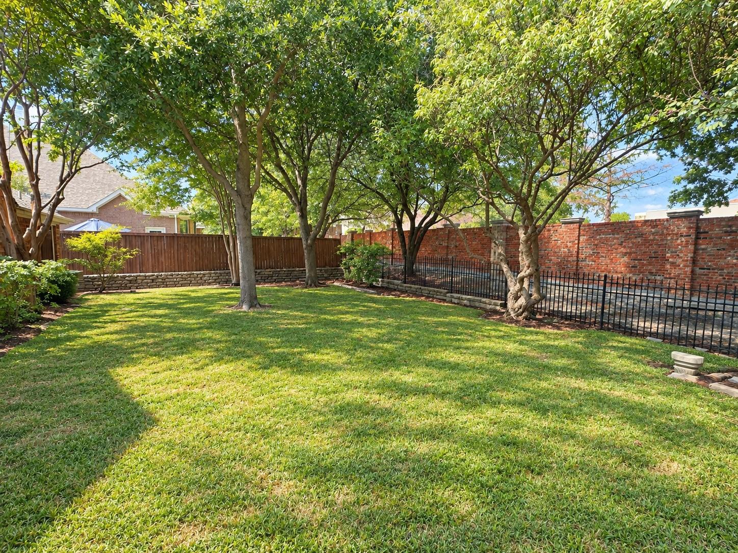 main property photo 19