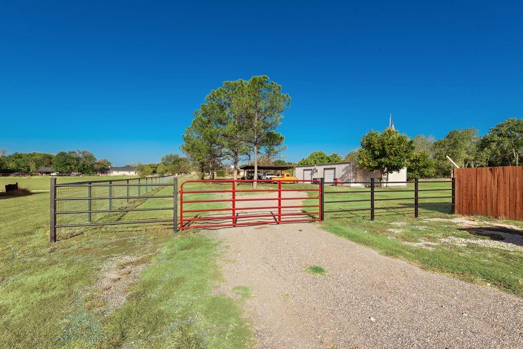 main property photo 38