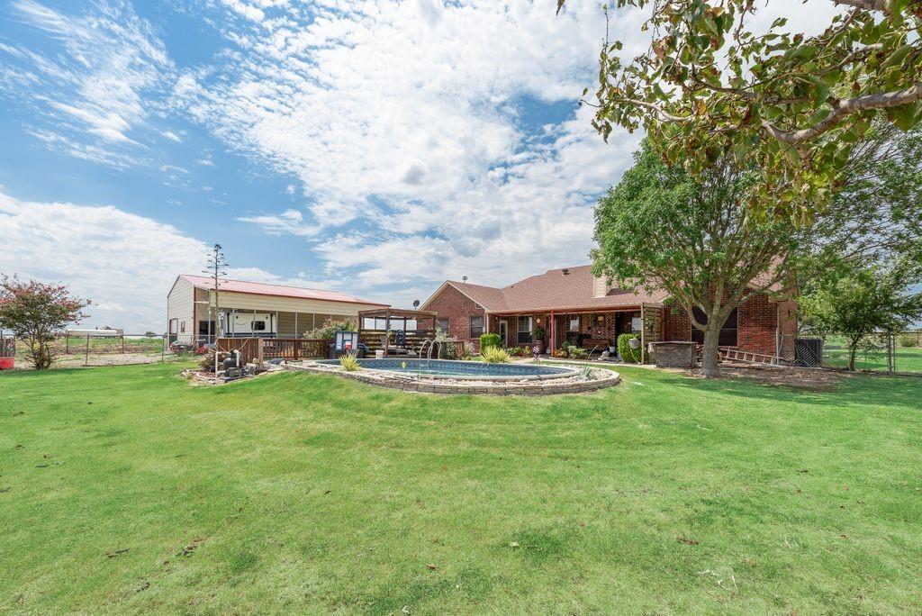 main property photo 20