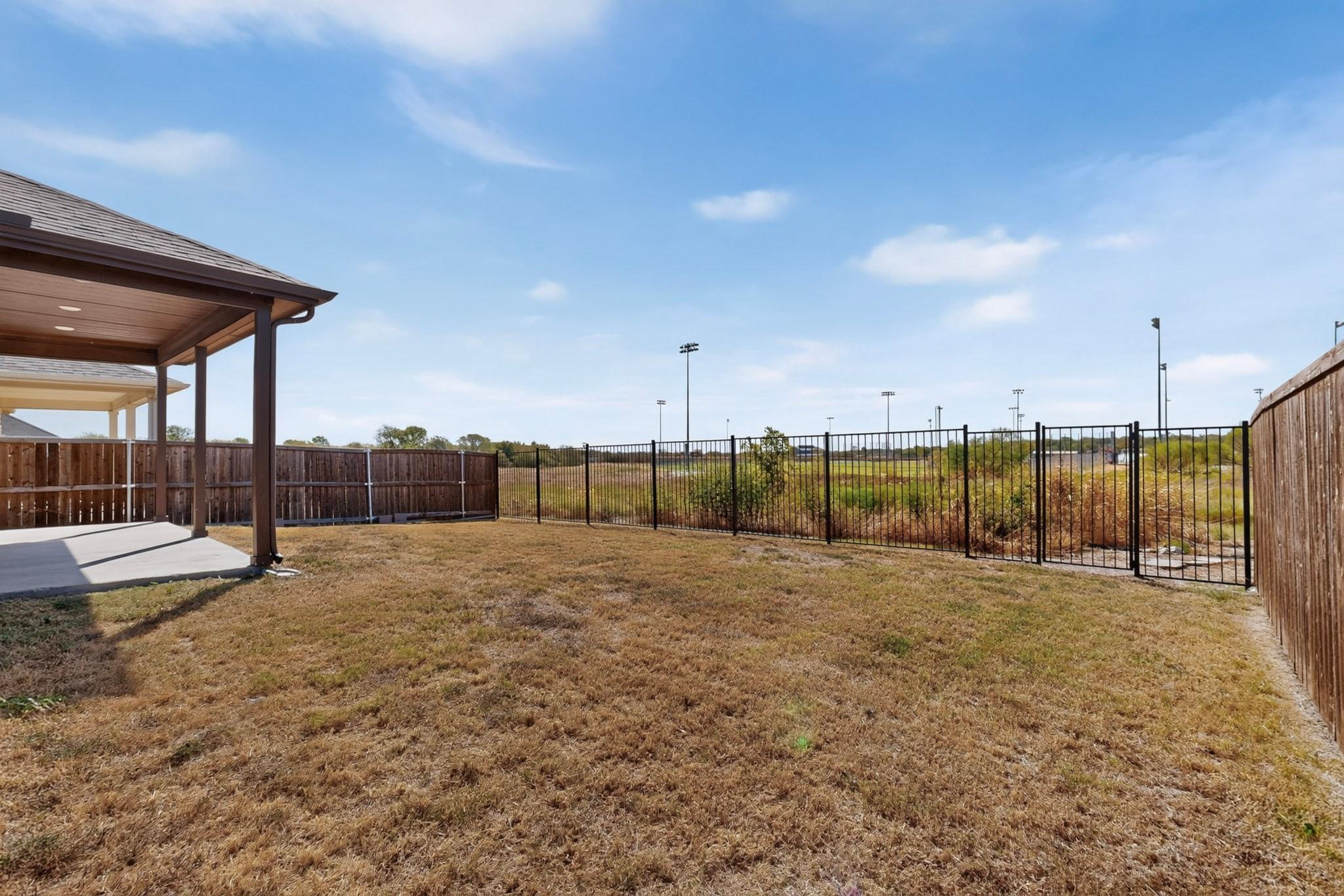 main property photo 35
