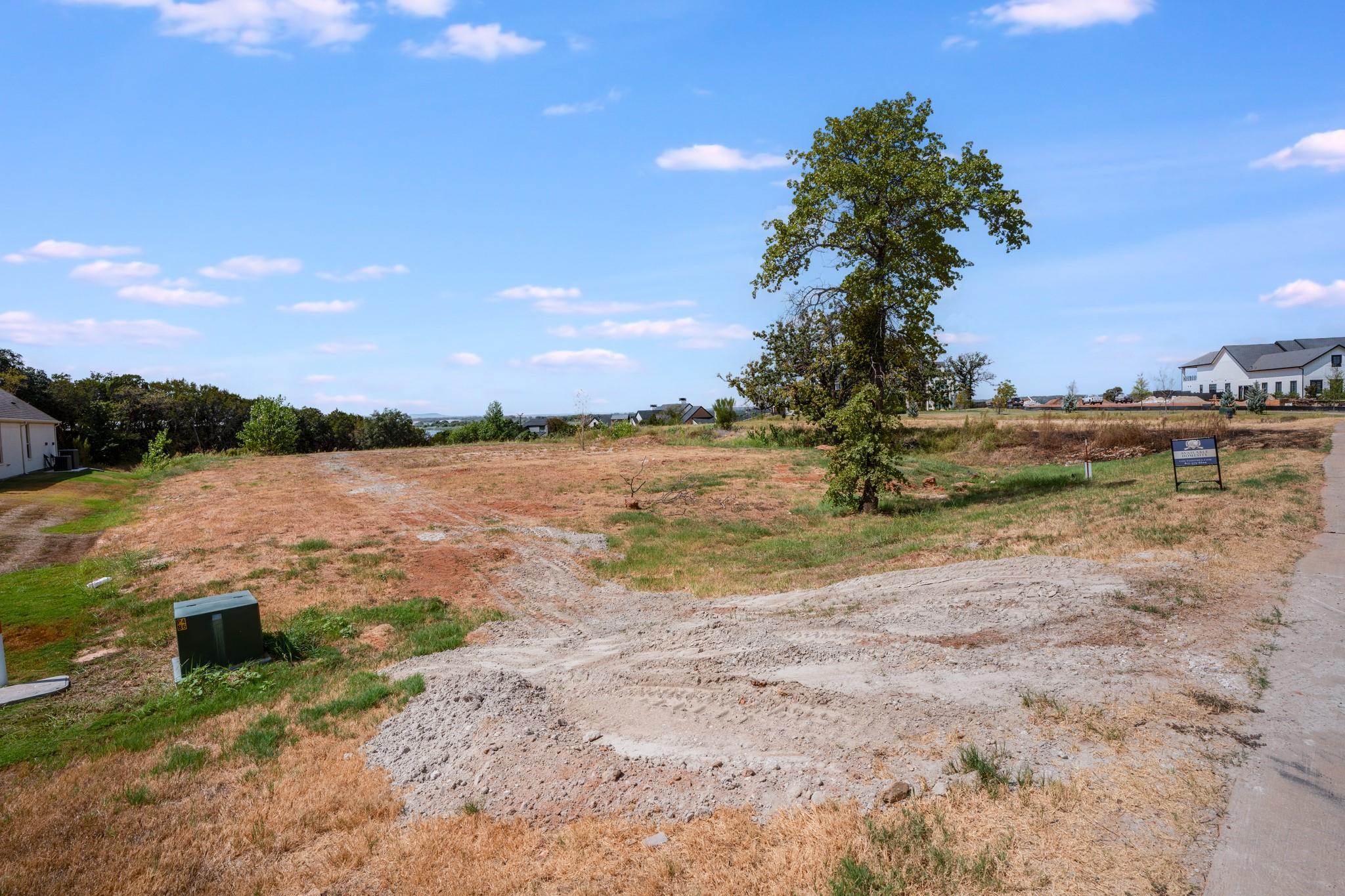 main property photo 10