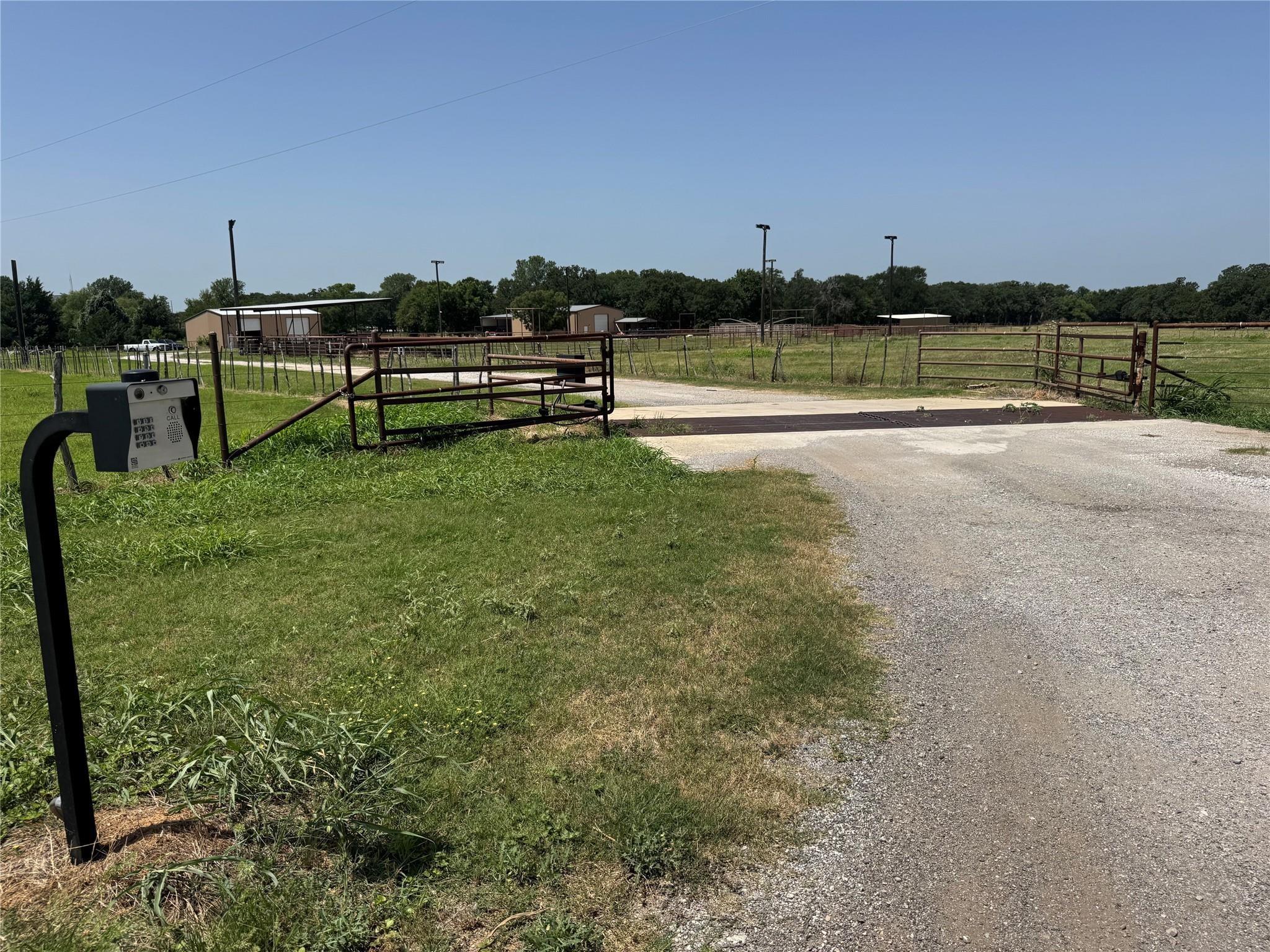 main property photo 27