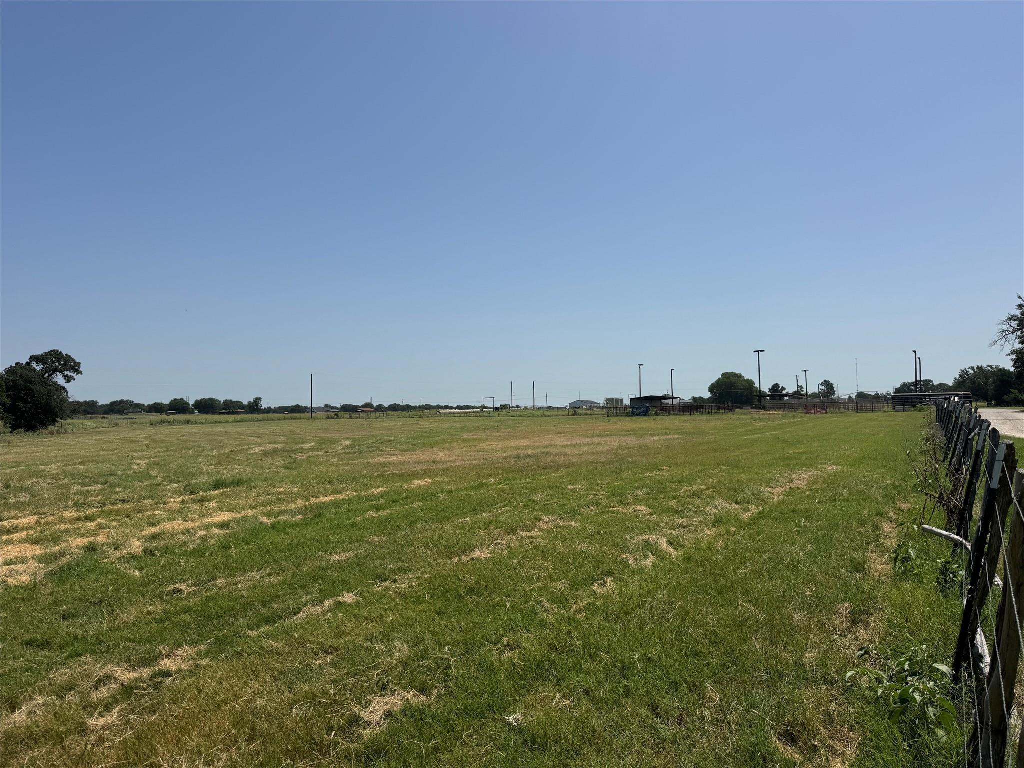 main property photo 36