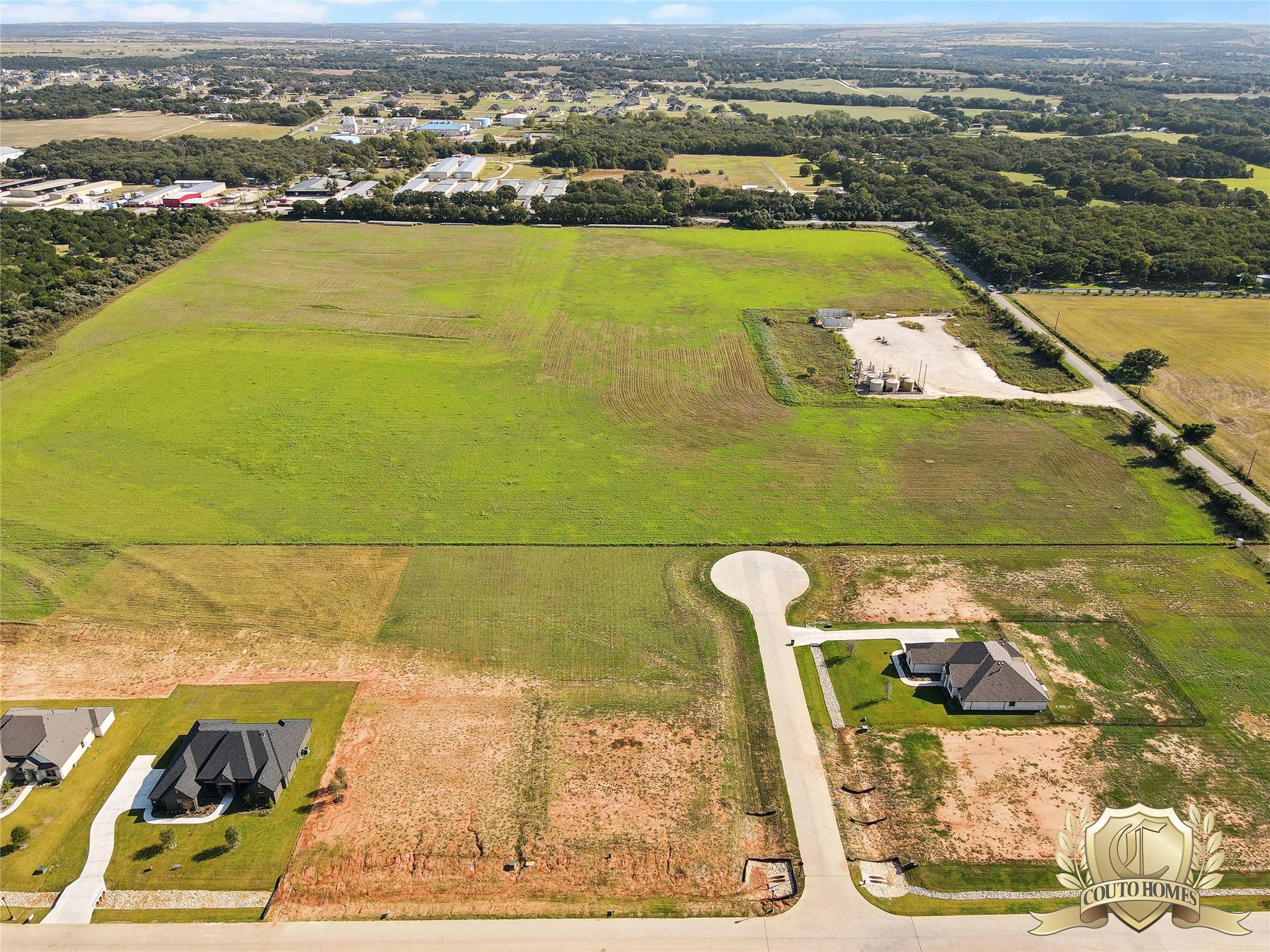 main property photo 12