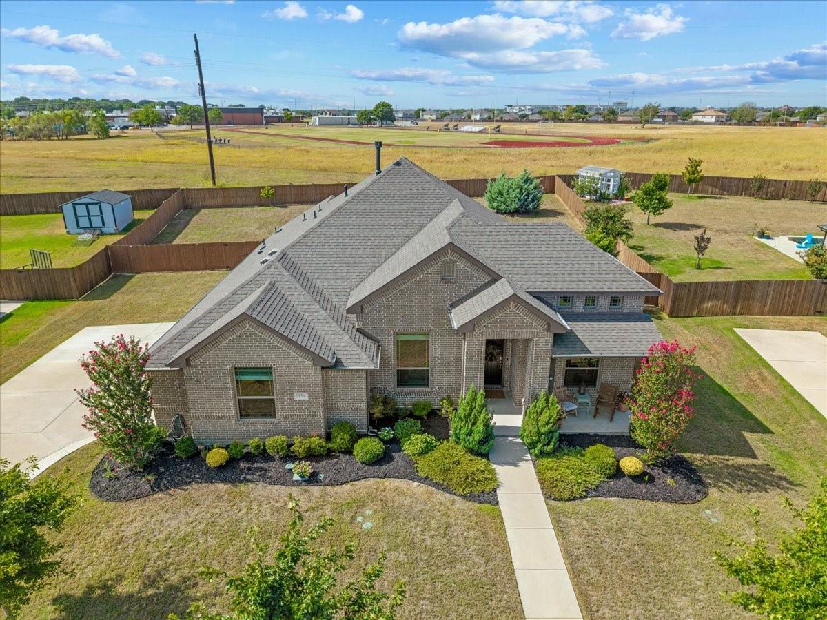 main property photo 38