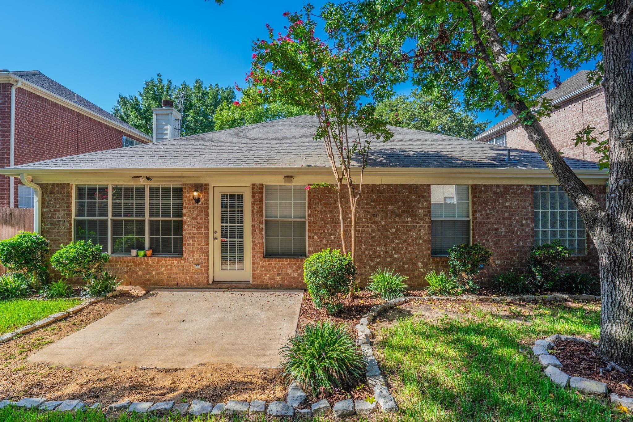 main property photo 27