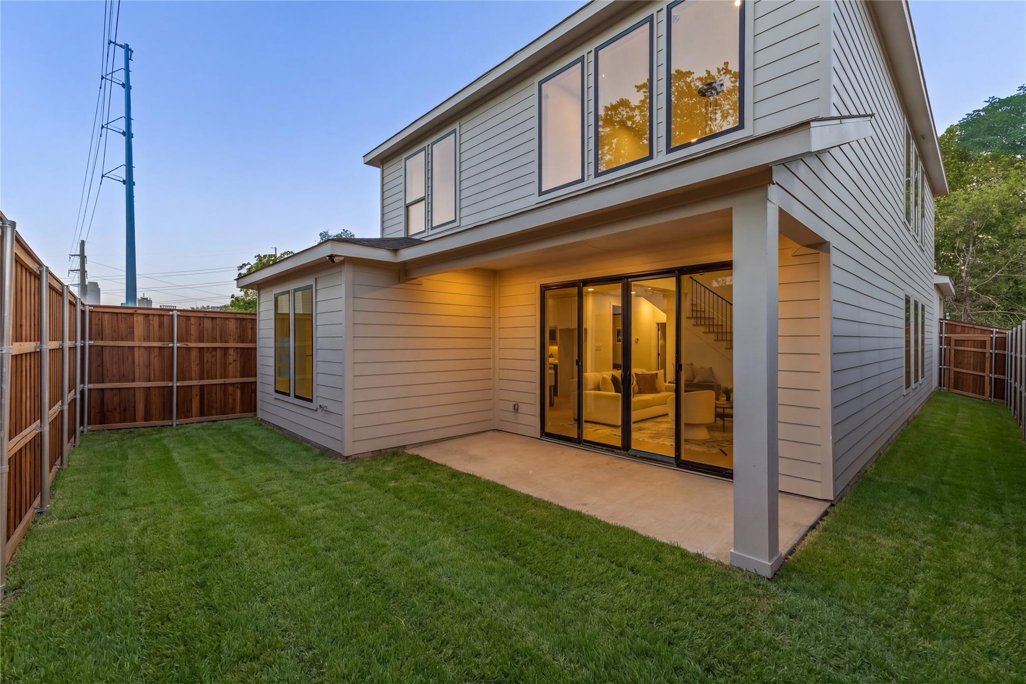 main property photo 39