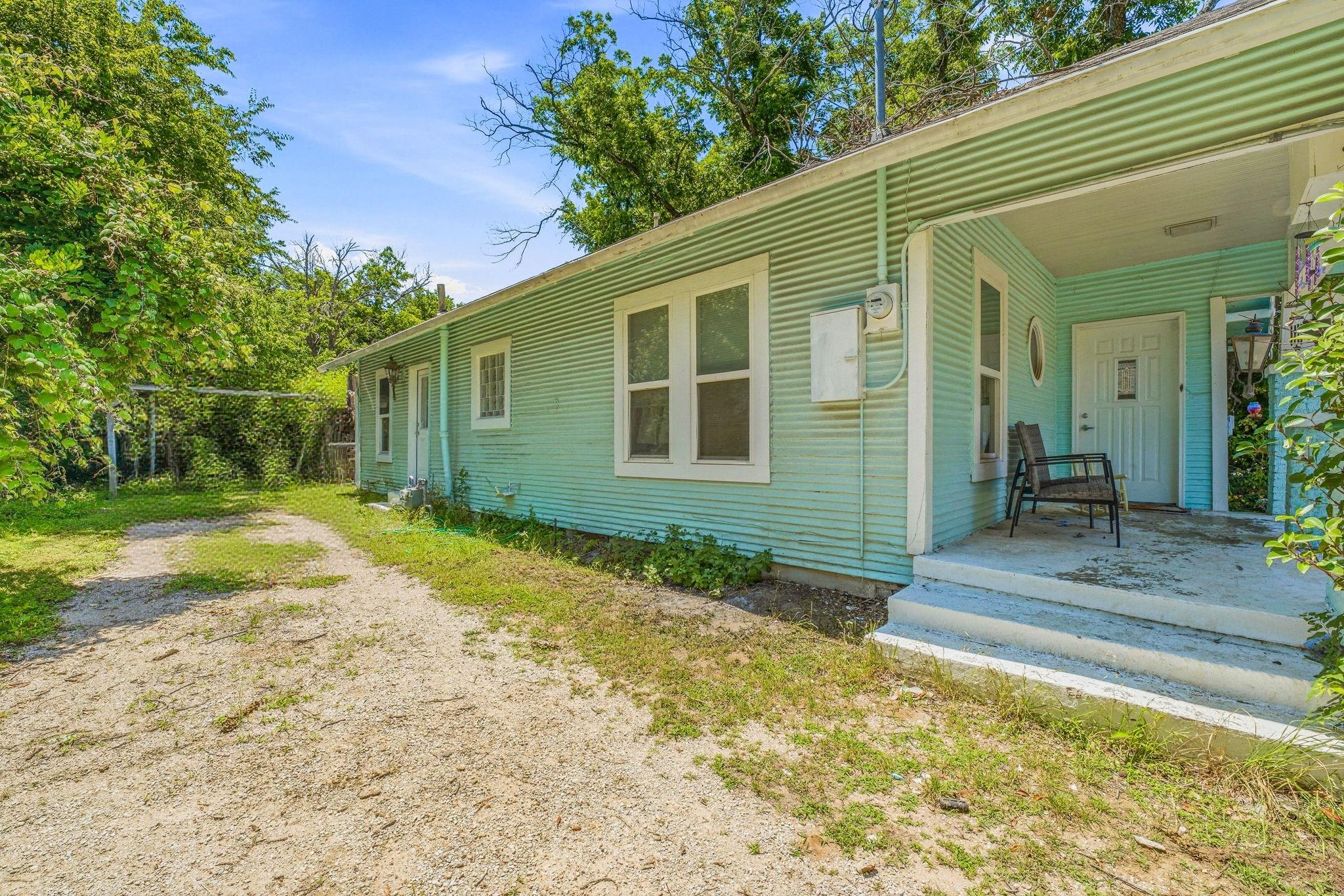 main property photo 2