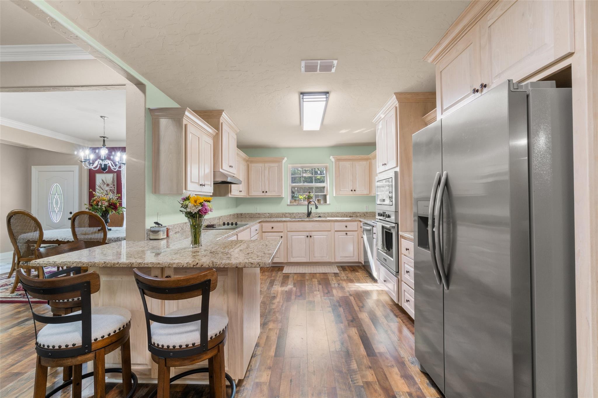 main property photo 24