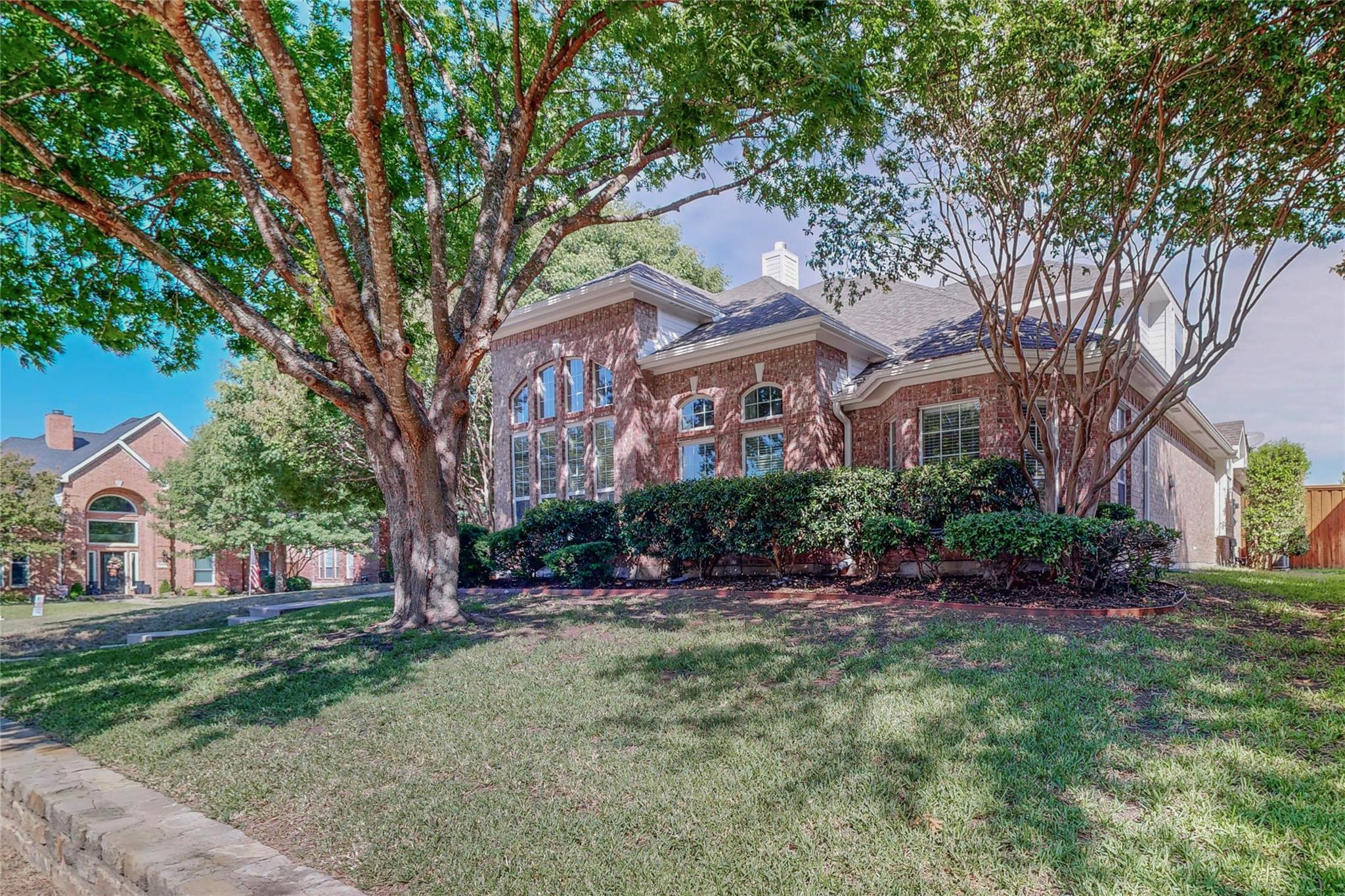 main property photo 29