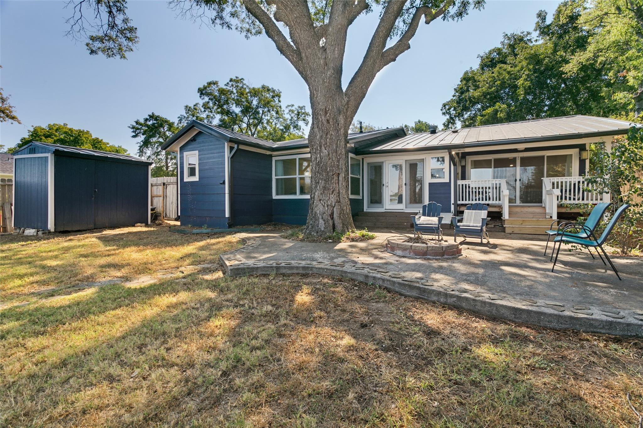 main property photo 27