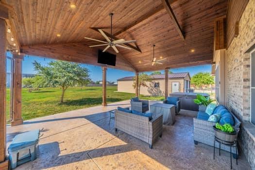 main property photo 24