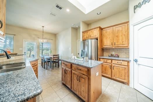 main property photo 6