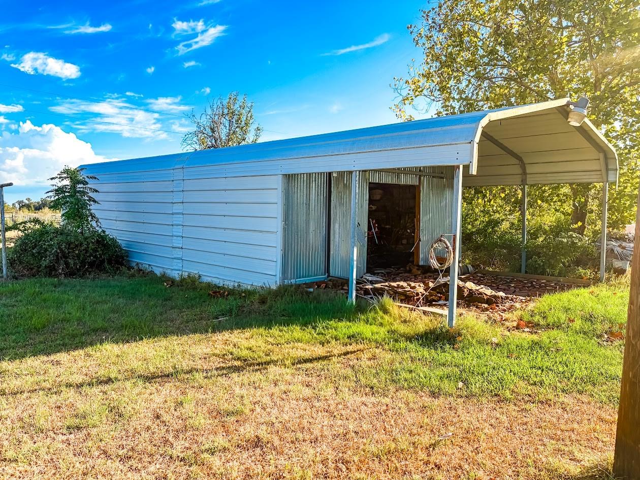 main property photo 29