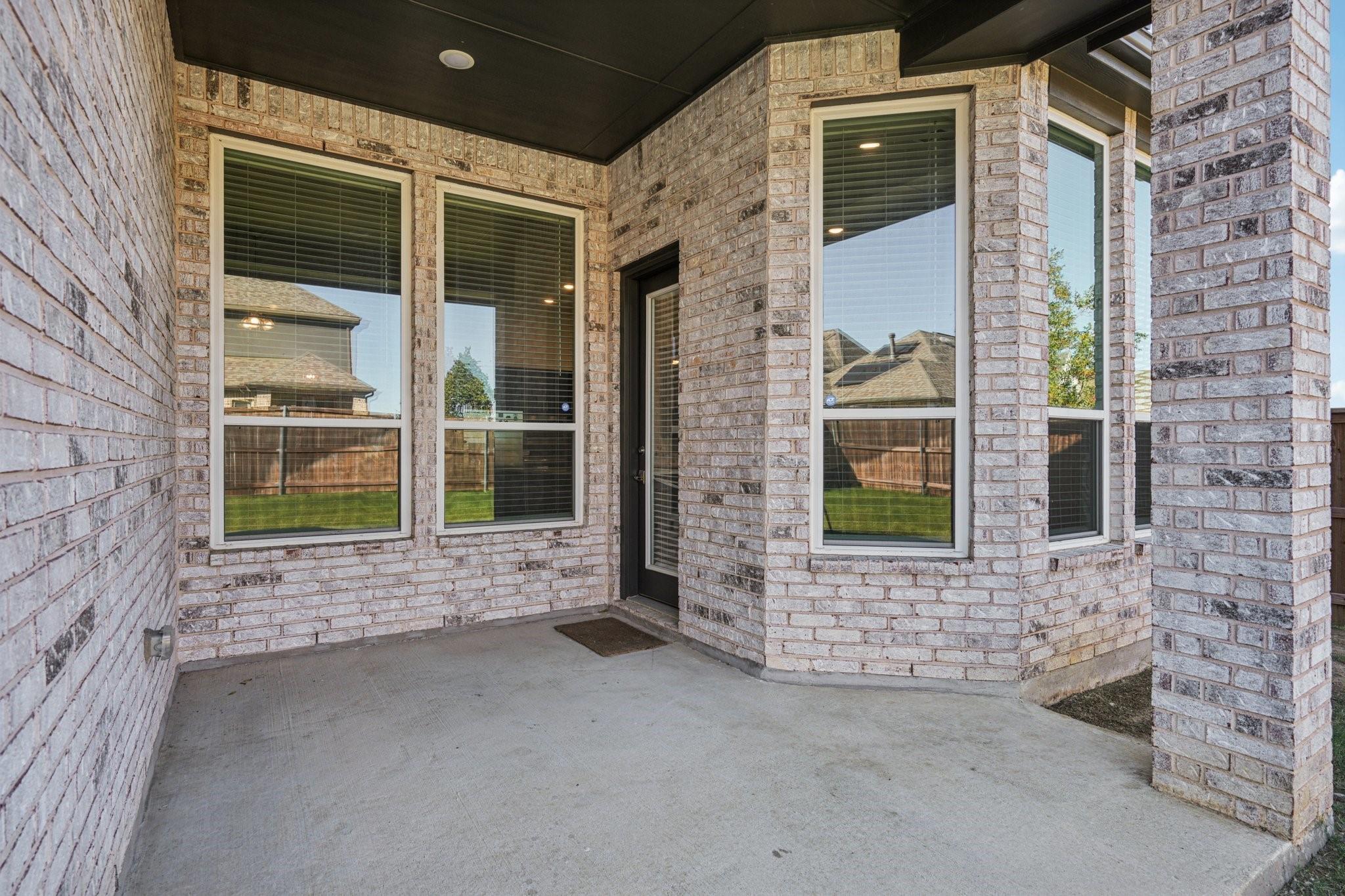 main property photo 31