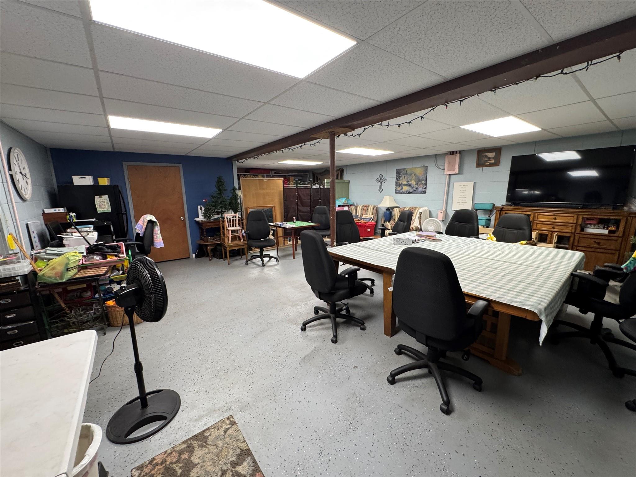 main property photo 29