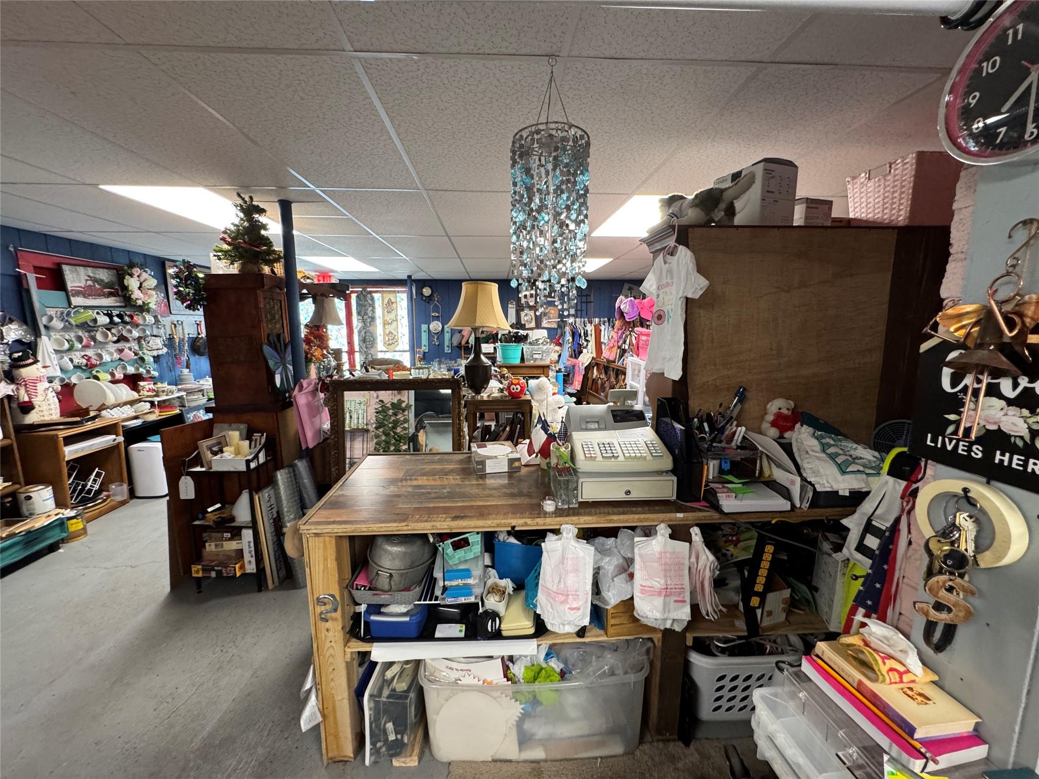 main property photo 31