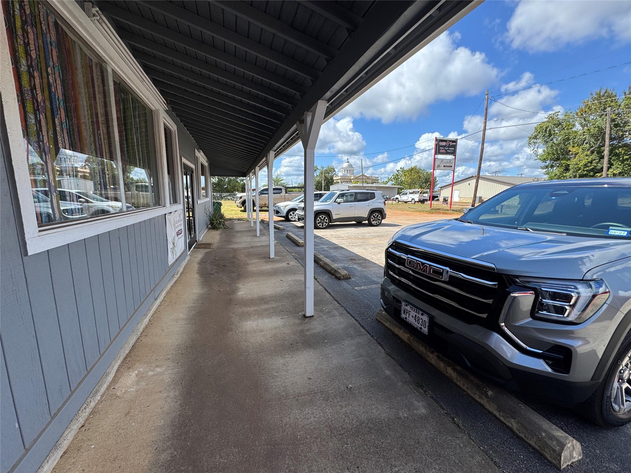 main property photo 33