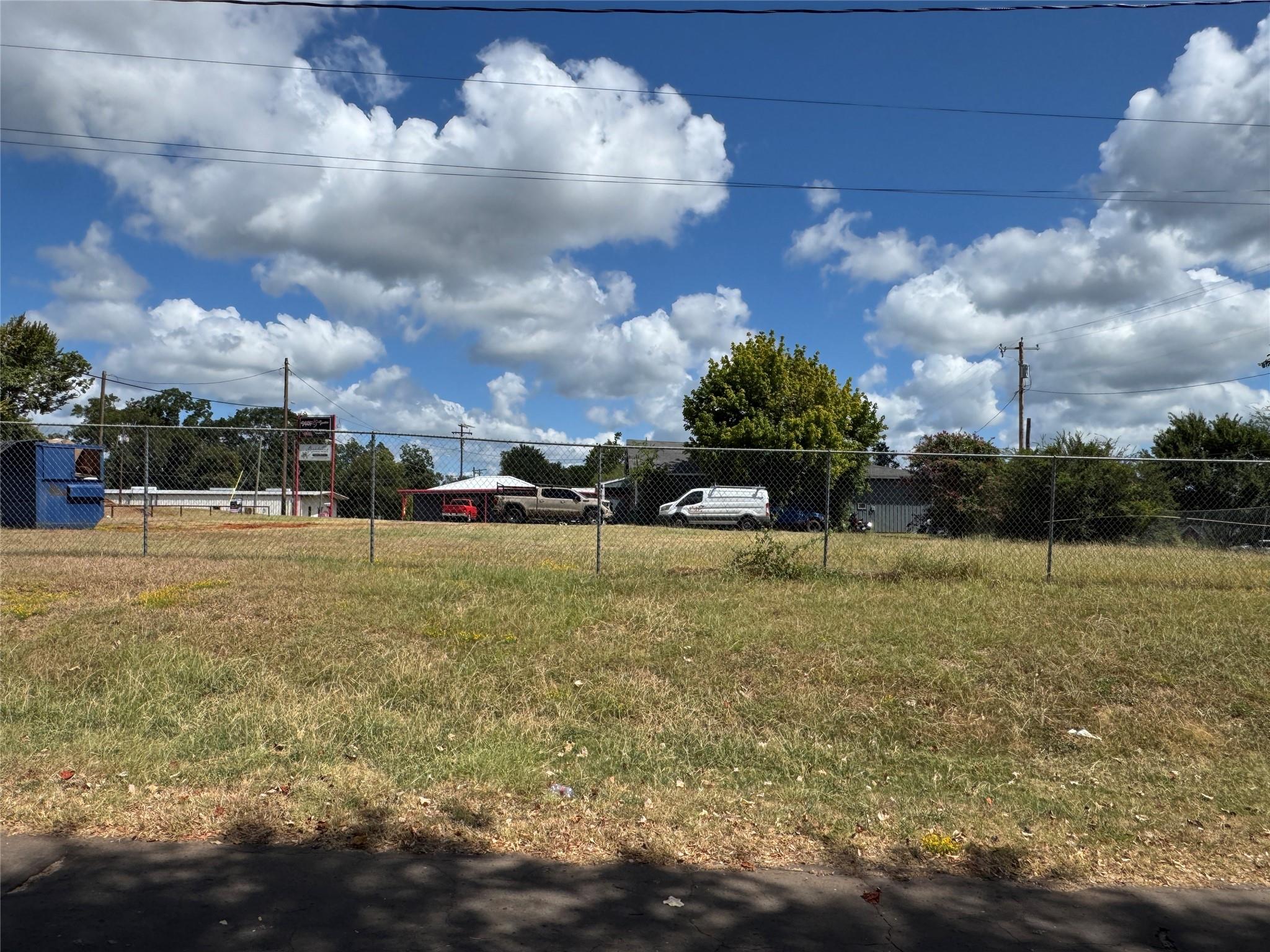 main property photo 35