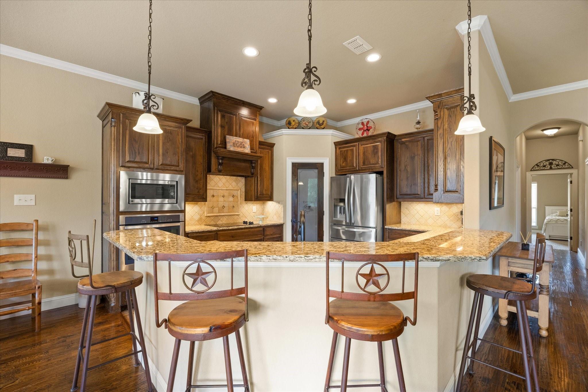 main property photo 14