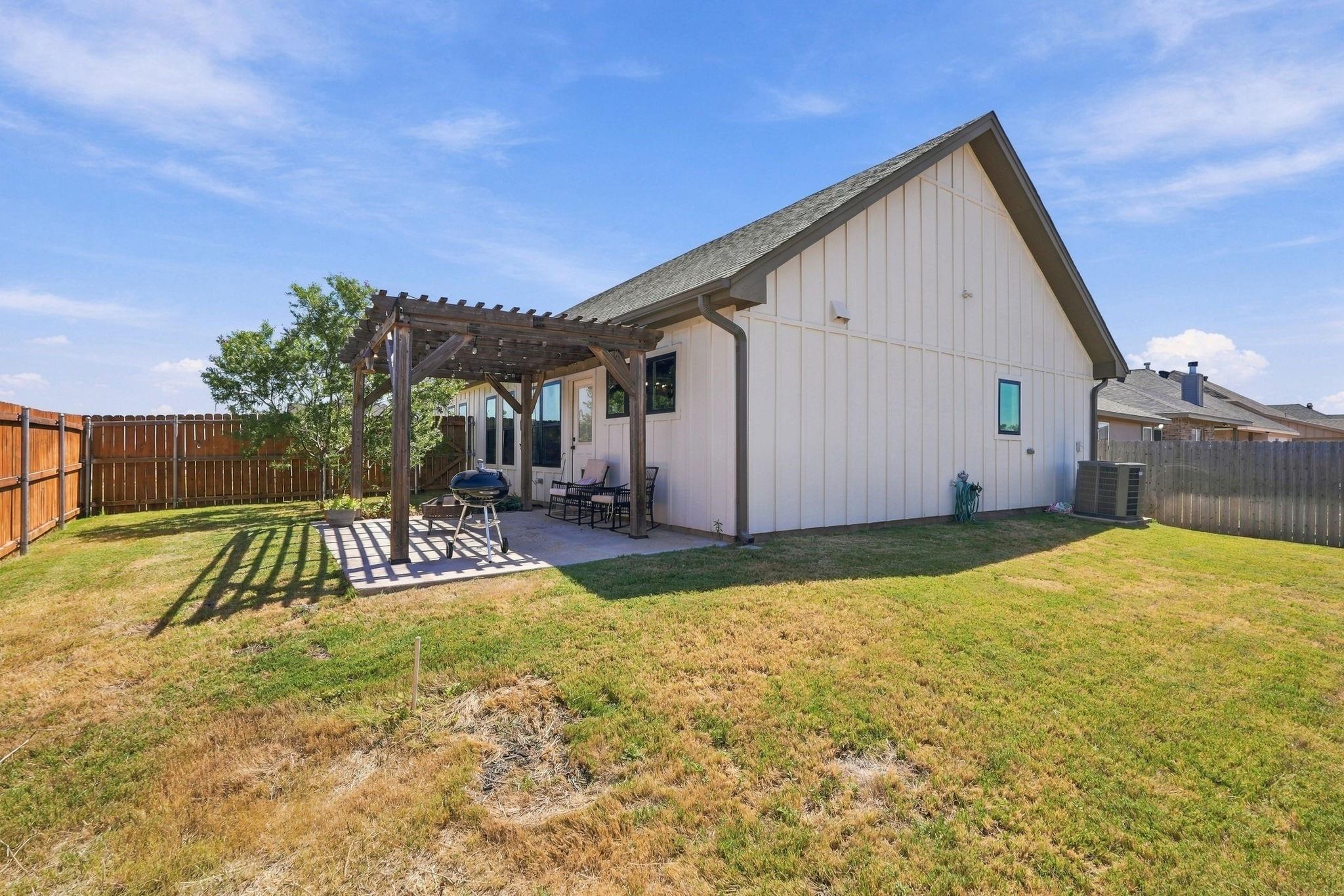main property photo 21
