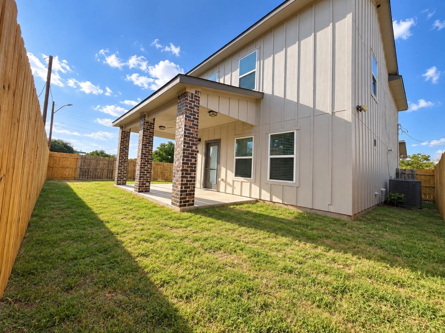 main property photo 37