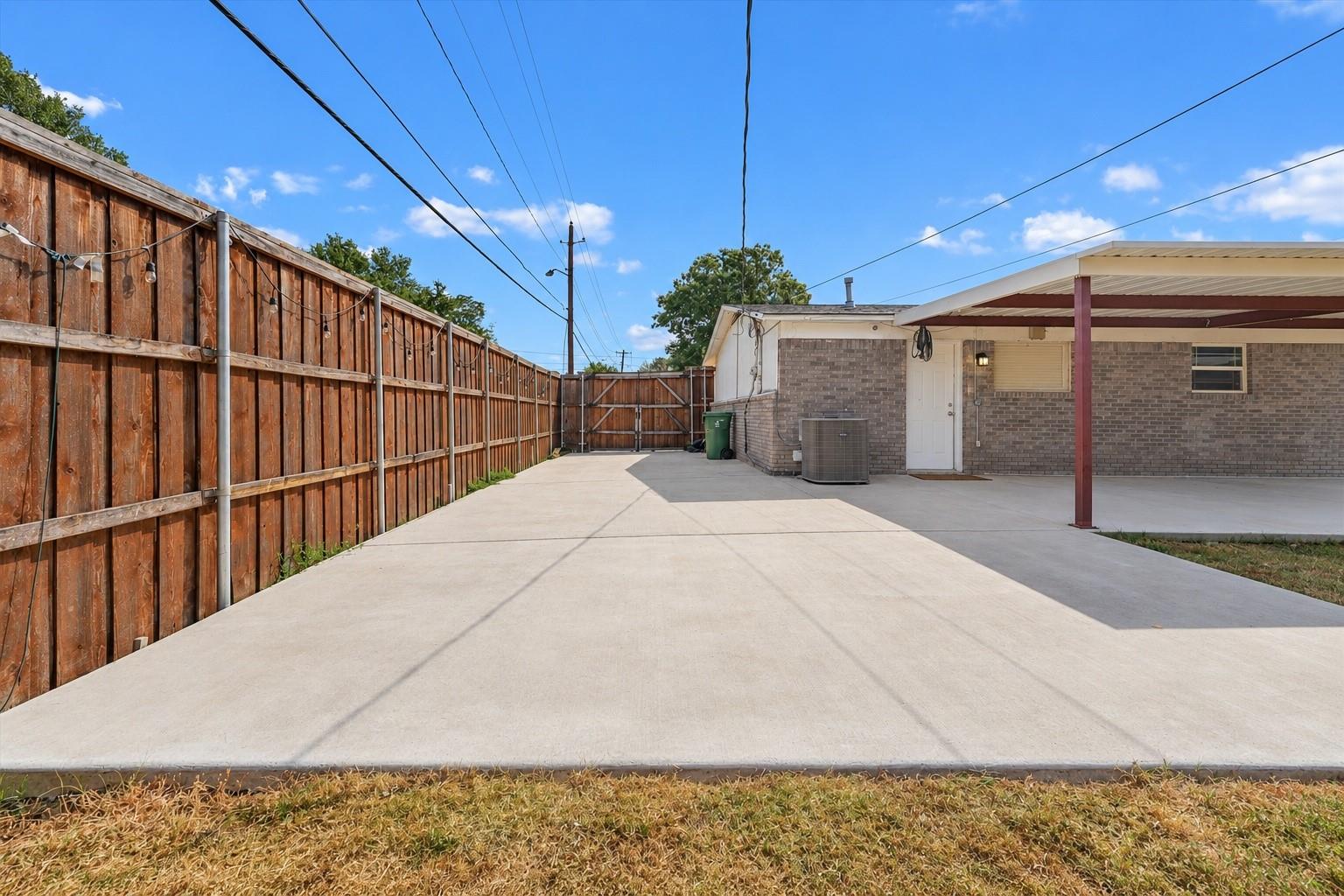 main property photo 15