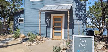 image of property with 3 Bed | 2 Bath | 1,560 Sqft