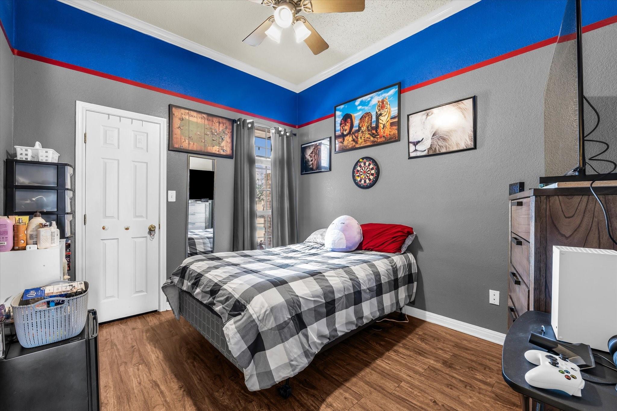 main property photo 18