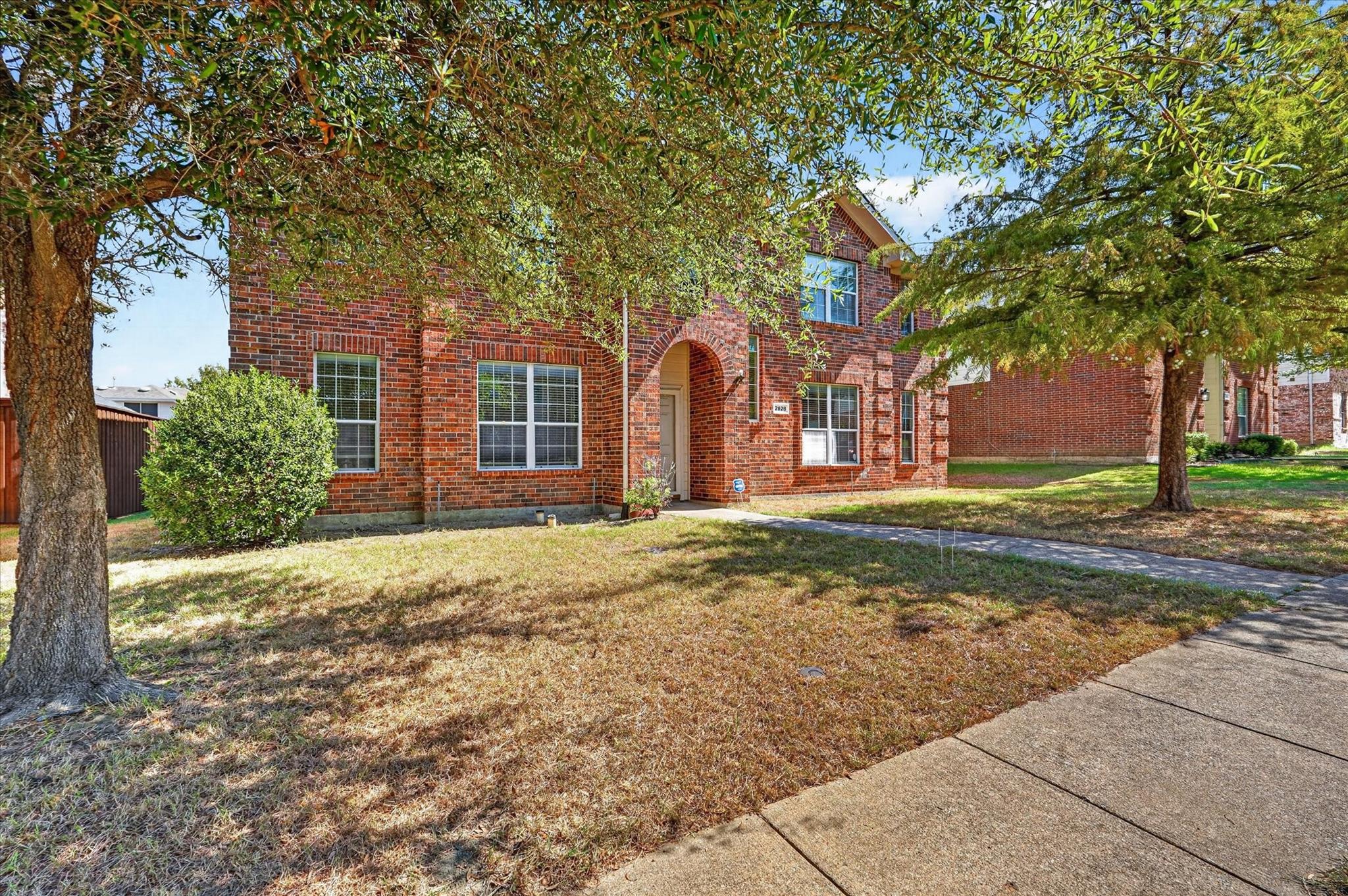 main property photo 2